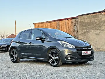PEUGEOT 208 1.2e THP GT Line