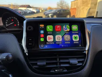 PEUGEOT 208 1.2e THP GT Line