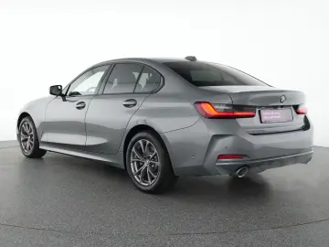BMW 330 i xDrive Schiebedach Harman-