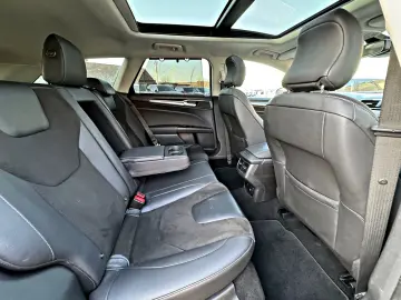 FORD Mondeo EcoBoost Titanium