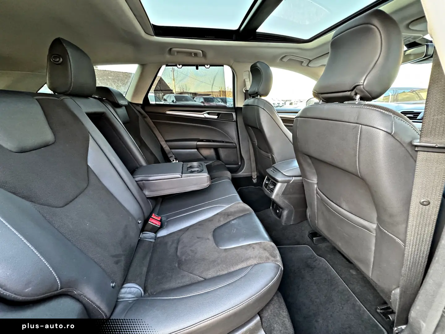 FORD Mondeo EcoBoost Titanium