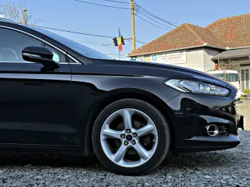 FORD Mondeo EcoBoost Titanium