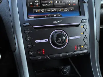 FORD Mondeo EcoBoost Titanium