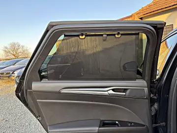 FORD Mondeo EcoBoost Titanium