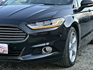 FORD Mondeo EcoBoost Titanium