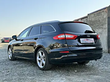 FORD Mondeo EcoBoost Titanium