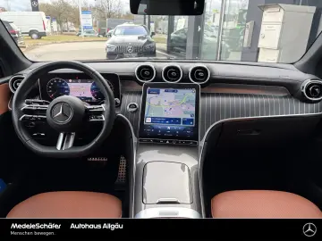 MERCEDES-BENZ GLC 200 4M Coupé AMG Night  Dist AHK Kam Amb