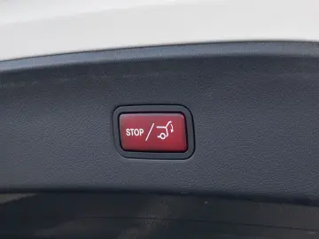 MERCEDES-BENZ GLC 200 4MATIC Coupé AUT LM SportS