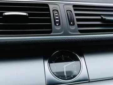 VOLKSWAGEN PASSAT B7   FAB 12-2010  1.4 BENZINA 122 CP