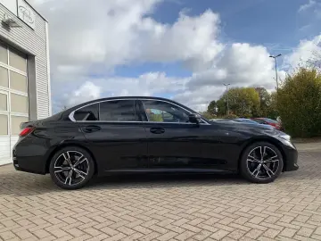 BMW 330 i xDrive M Sport Memory HIFI