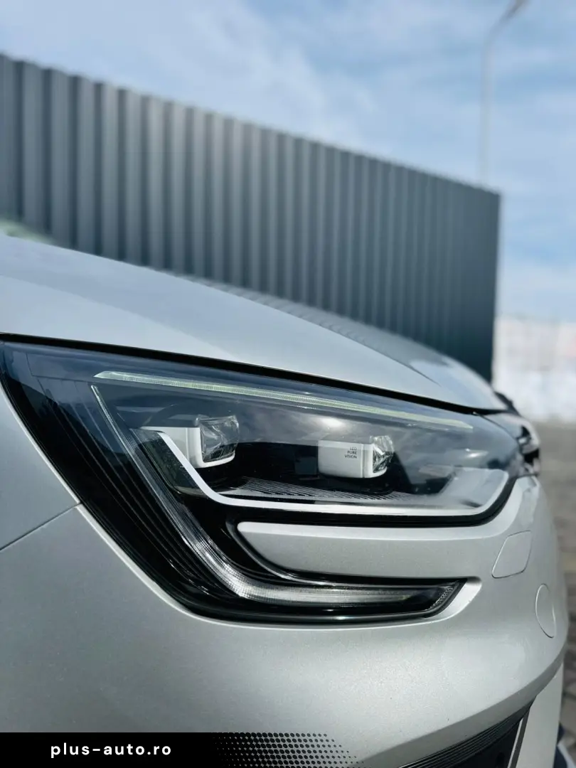 RENAULT MEGANE IV BOSE   FAB 12.2016   1.6 DIESEL 131CP