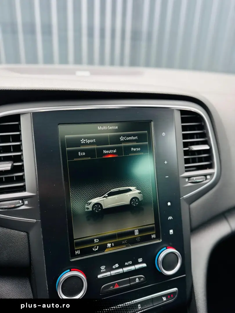 RENAULT MEGANE IV BOSE   FAB 12.2016   1.6 DIESEL 131CP