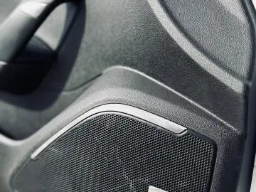 RENAULT MEGANE IV BOSE   FAB 12.2016   1.6 DIESEL 131CP