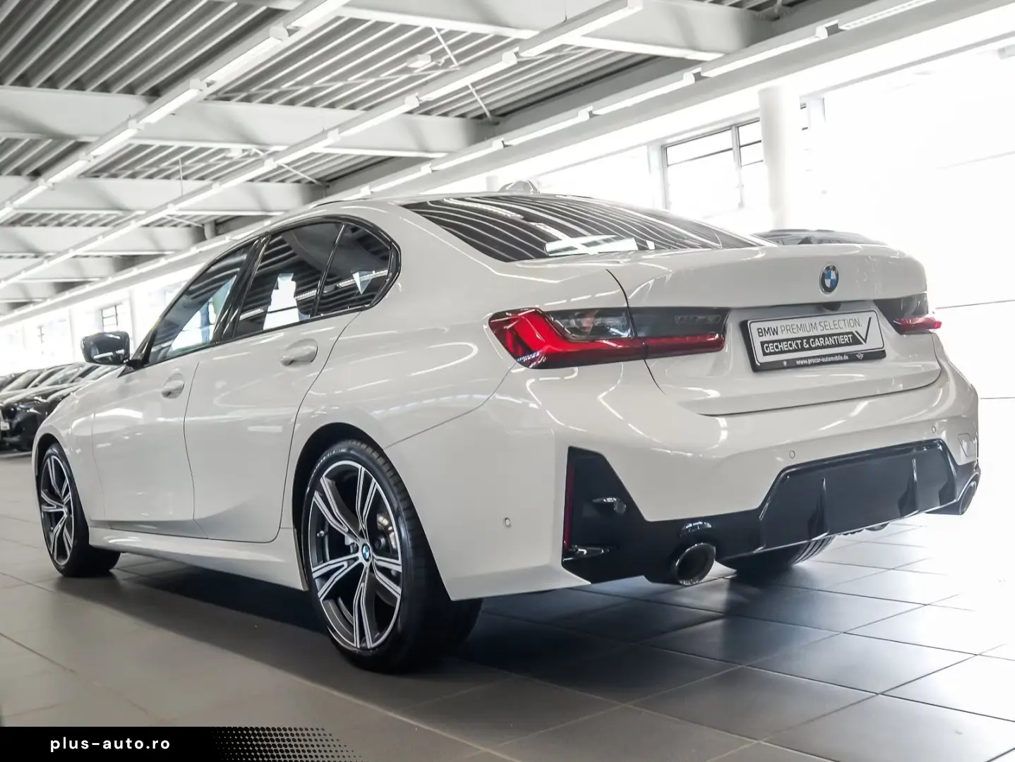 BMW 330 i xDrive M Sport HUD ACC AHK RFK