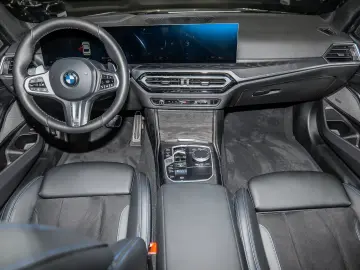 BMW 330 i xDrive M Sport HUD ACC AHK RFK