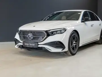 Mercedes-Benz E 200  AMG Night SUPERSCREEN Distron