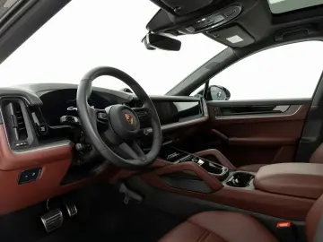 PORSCHE Cayenne Coupe S E-Hybrid   Clubleder   PDCC   HD