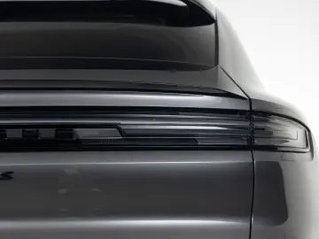 PORSCHE Cayenne Coupe S E-Hybrid   Clubleder   PDCC   HD