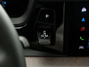 PORSCHE Cayenne Coupe S E-Hybrid   Clubleder   PDCC   HD