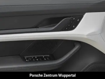 PORSCHE Taycan 4S Surround-View BOSE 21-Zoll Panorama