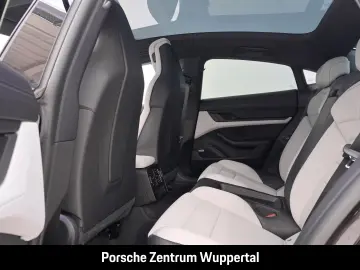 PORSCHE Taycan 4S Surround-View BOSE 21-Zoll Panorama