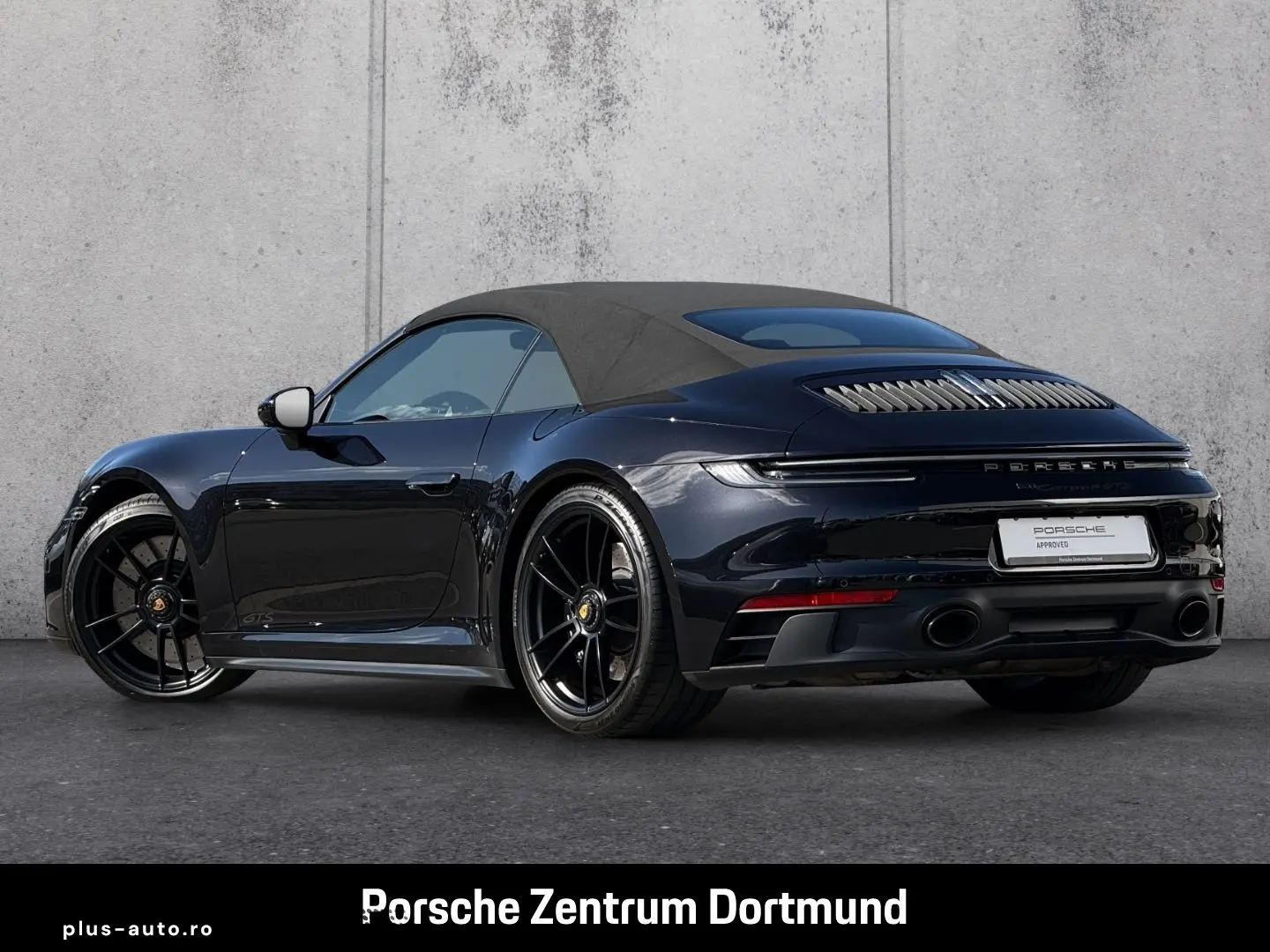 PORSCHE 992 (911) Carrera 4 GTS Cabriolet
