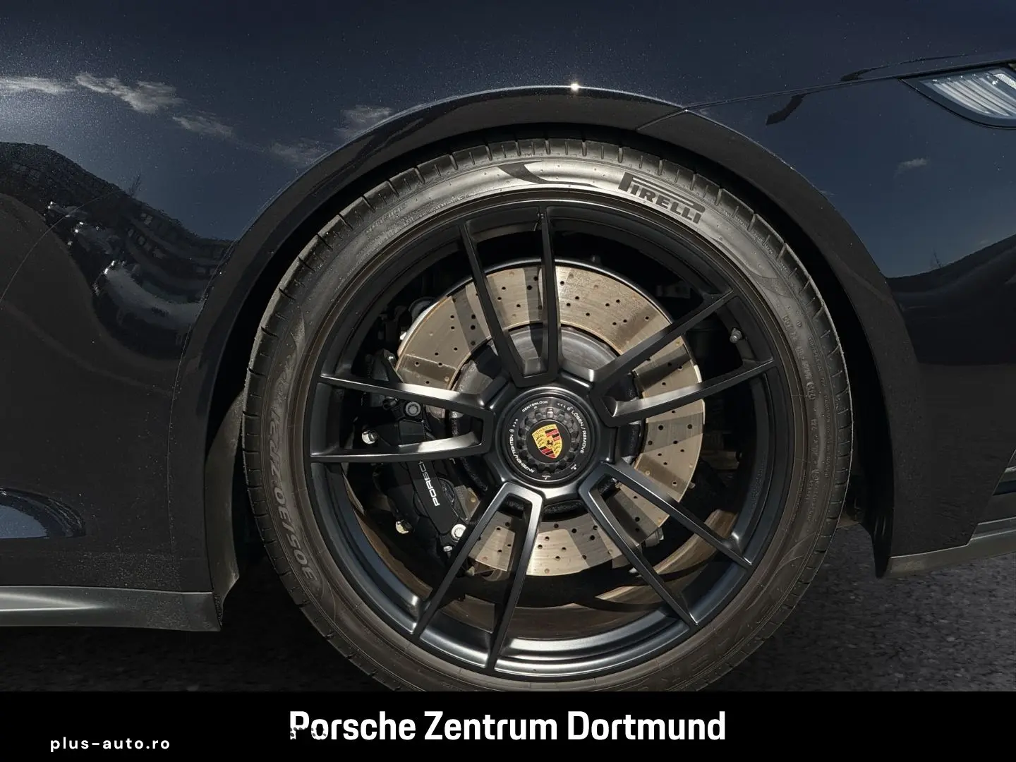 PORSCHE 992 (911) Carrera 4 GTS Cabriolet