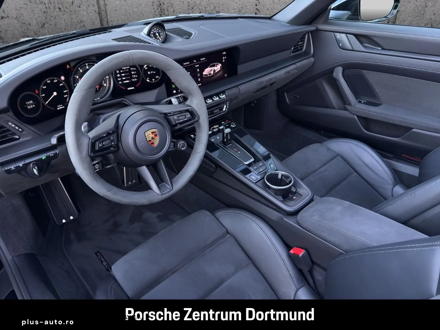 PORSCHE 992 (911) Carrera 4 GTS Cabriolet