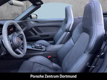 PORSCHE 992 (911) Carrera 4 GTS Cabriolet