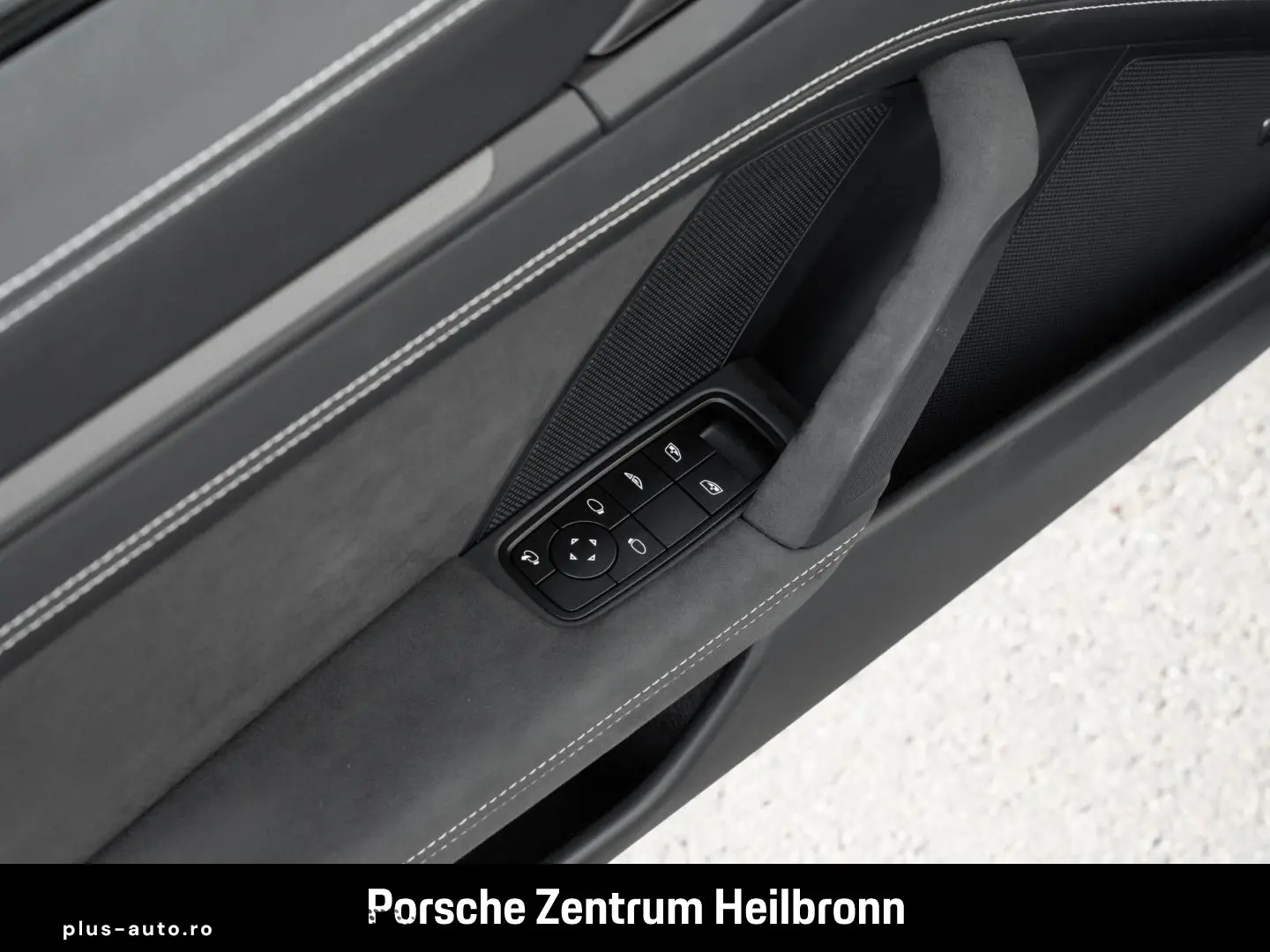 PORSCHE 992 911 Carrera GTS Cabriolet LED-Matrix BOSE