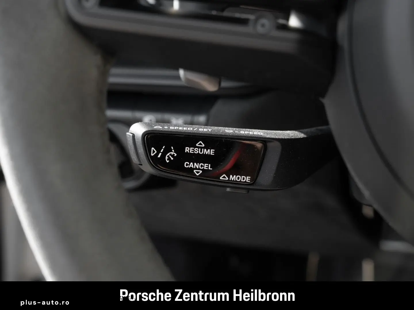 PORSCHE 992 911 Carrera GTS Cabriolet LED-Matrix BOSE