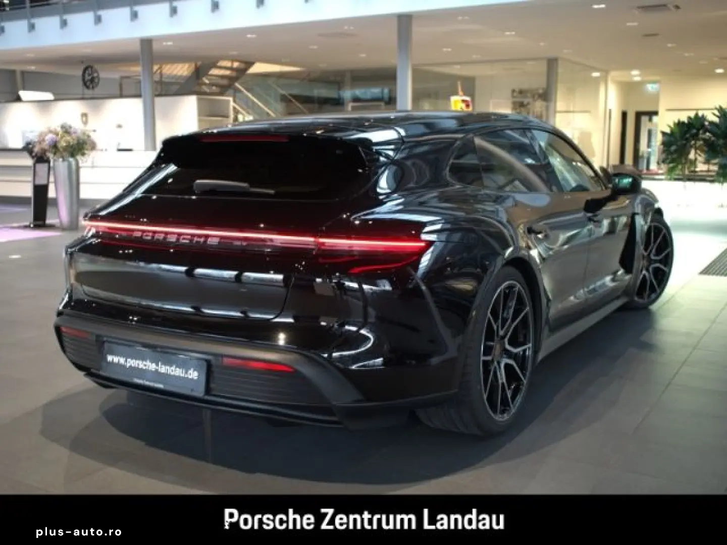 PORSCHE Taycan Sport Turismo BOSE LED-Matrix Panorama