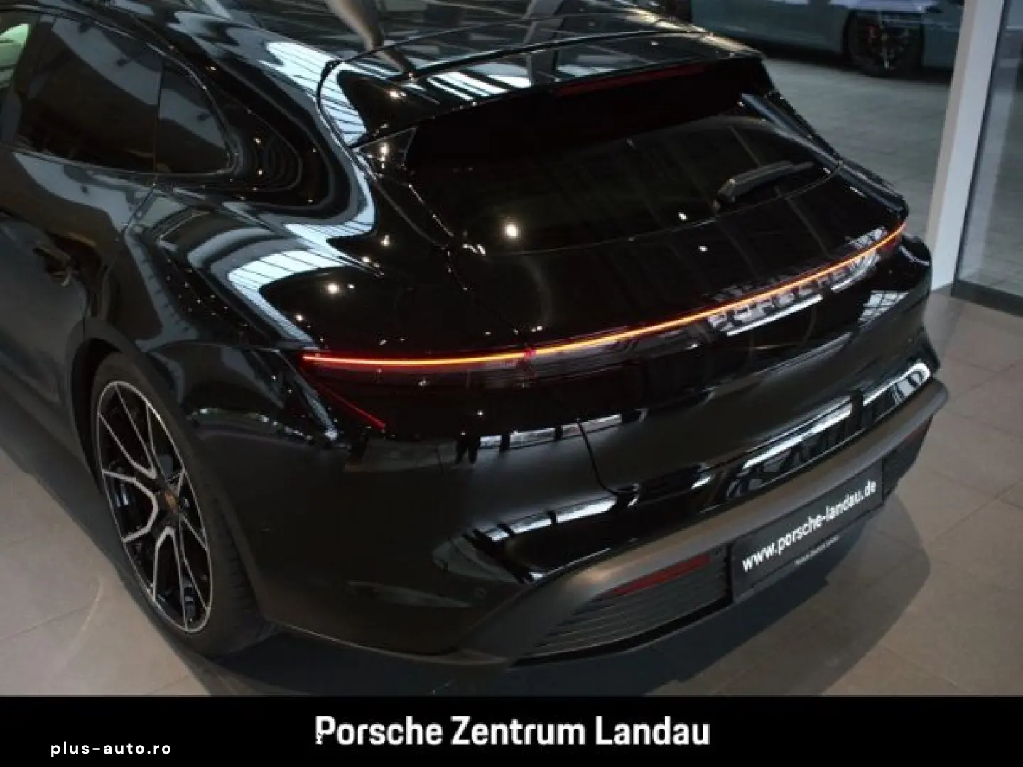 PORSCHE Taycan Sport Turismo BOSE LED-Matrix Panorama