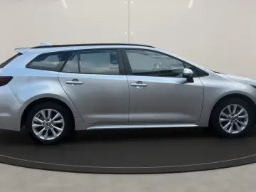 TOYOTA Corolla Touring Sports Hybrid Comfort