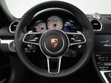 PORSCHE 718 Boxster Style Edition