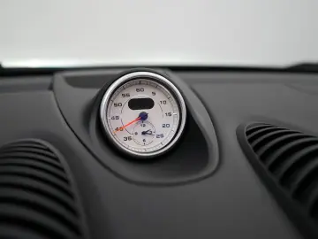 PORSCHE 718 Boxster Style Edition