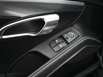 PORSCHE 718 Boxster Style Edition