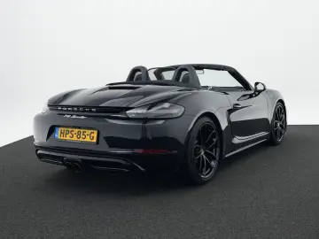 PORSCHE 718 Boxster Style Edition