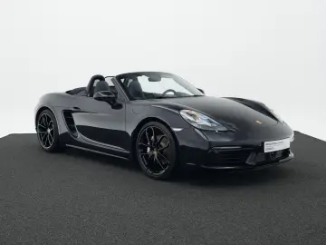 PORSCHE 718 Boxster Style Edition