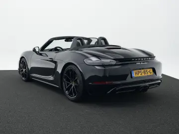 PORSCHE 718 Boxster Style Edition