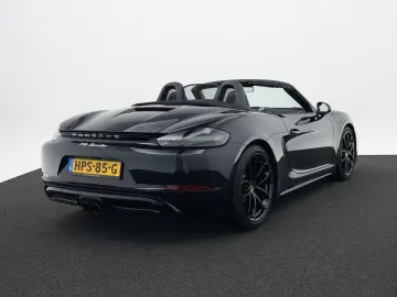 PORSCHE 718 Boxster Style Edition