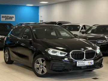 BMW 118i Advantage Aut Navi AHK LenkrHeiz LED WLAN