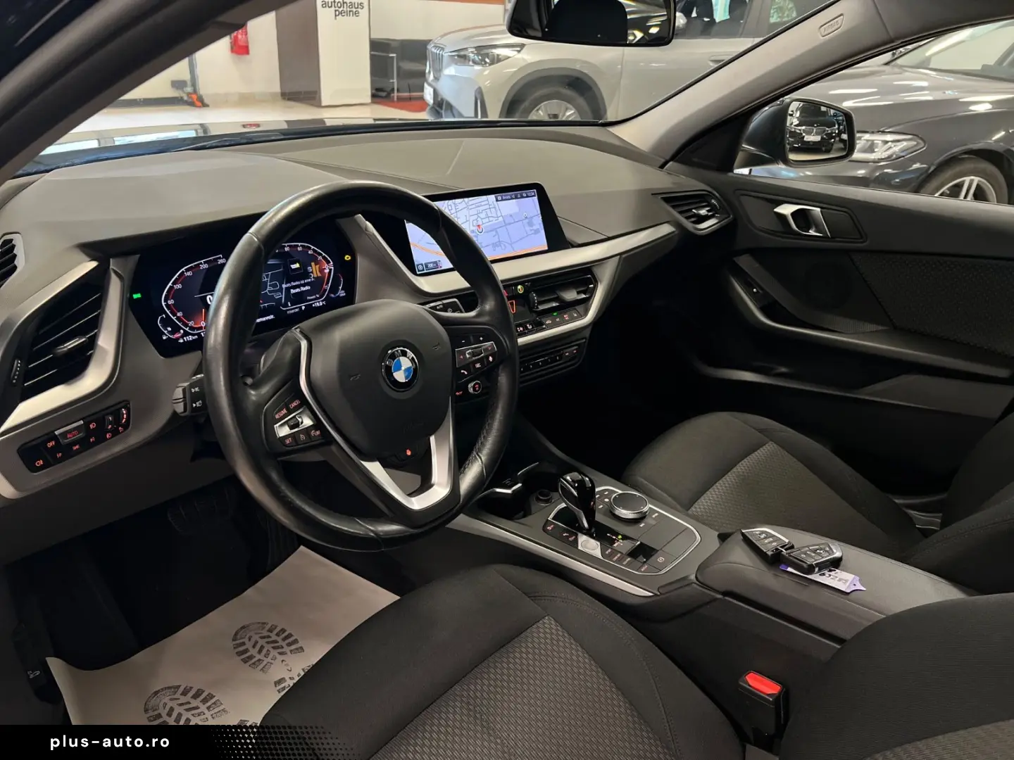 BMW 118i Advantage Aut Navi AHK LenkrHeiz LED WLAN