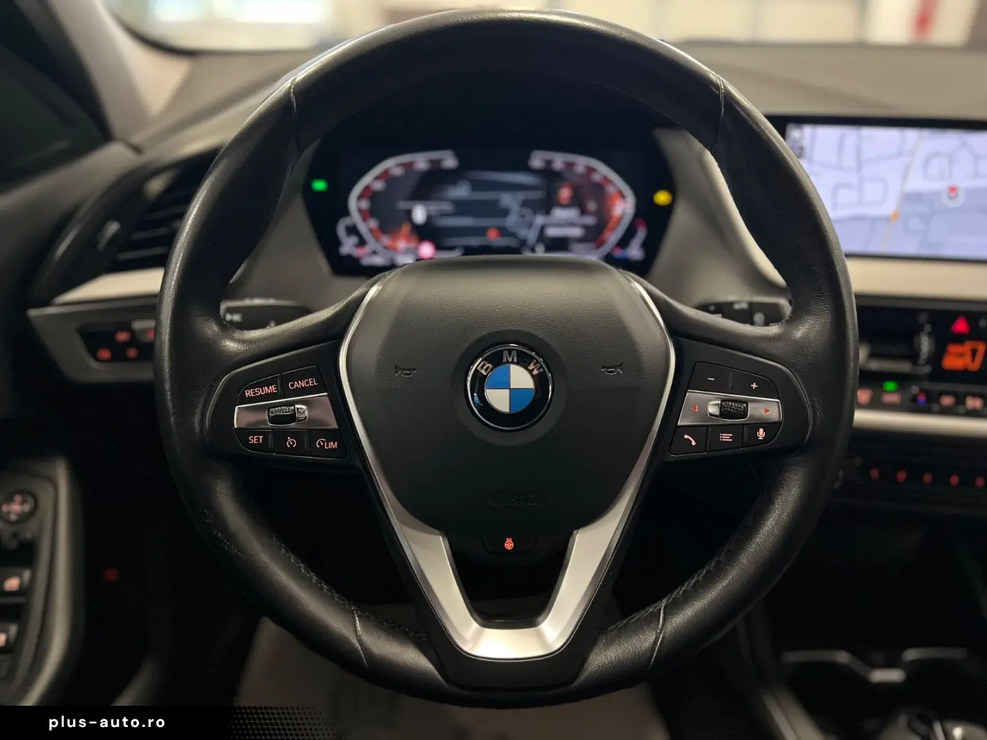 BMW 118i Advantage Aut Navi AHK LenkrHeiz LED WLAN