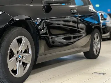 BMW 118i Advantage Aut Navi AHK LenkrHeiz LED WLAN