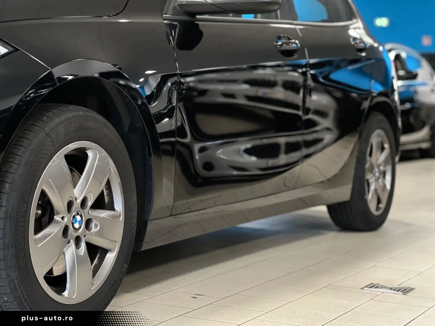 BMW 118i Advantage Aut Navi AHK LenkrHeiz LED WLAN