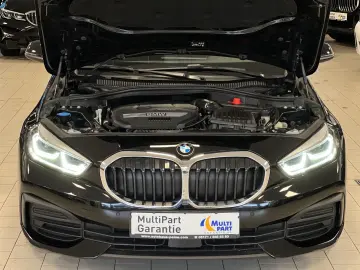 BMW 118i Advantage Aut Navi AHK LenkrHeiz LED WLAN