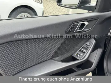 BMW 118 1 Limousine Advantage 1.Hand Aut.