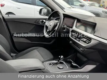 BMW 118 1 Limousine Advantage 1.Hand Aut.