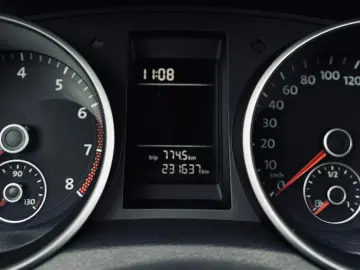 VOLKSWAGEN GOLF VI   FAB 02.2009   1.6 BENZINA 102CP